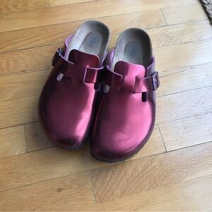 Birkenstock Metallic Clogs